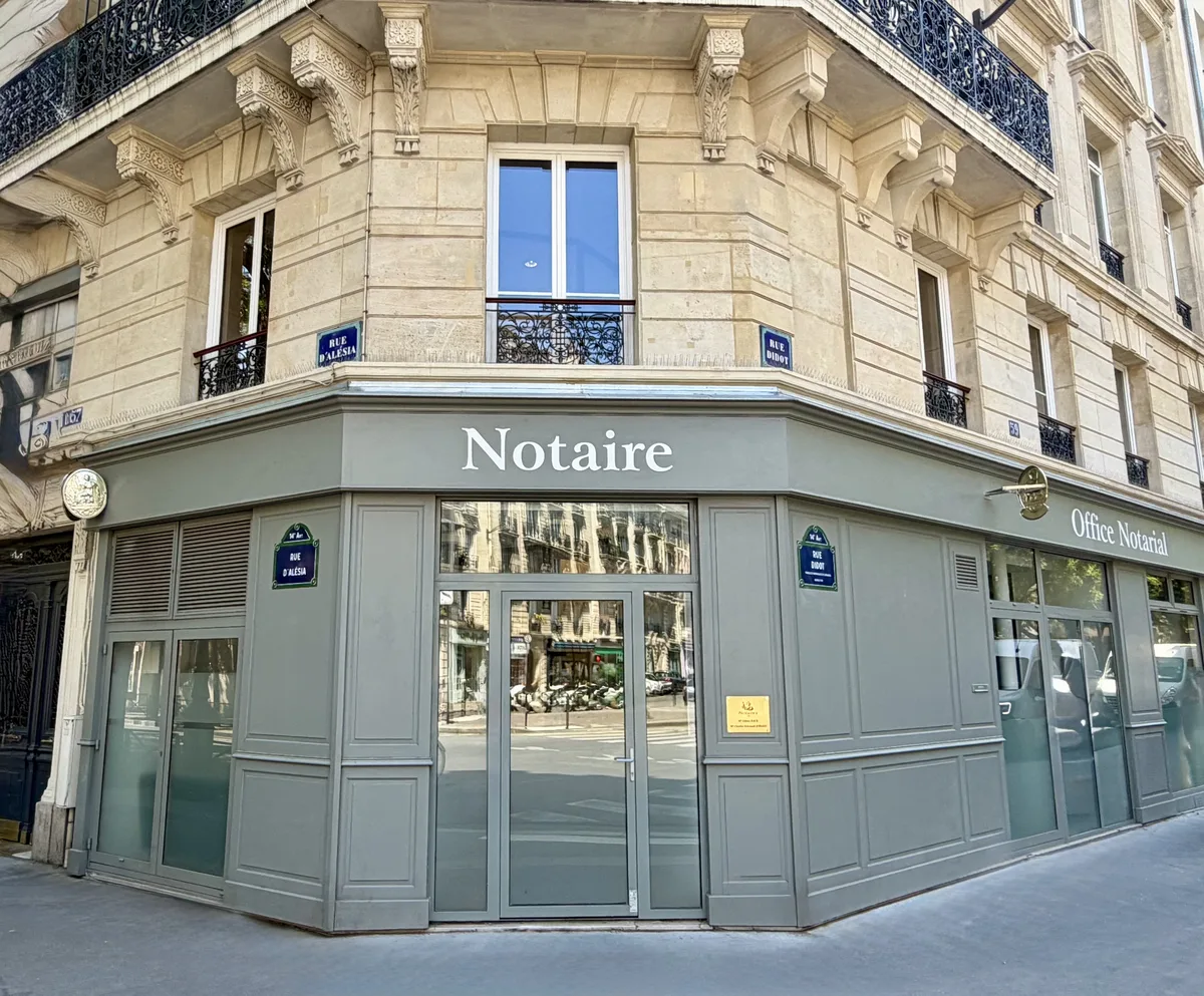 Façade de l'étude RACE JOBARD NOTAIRES, 157 rue d'Alésia, Paris 14e